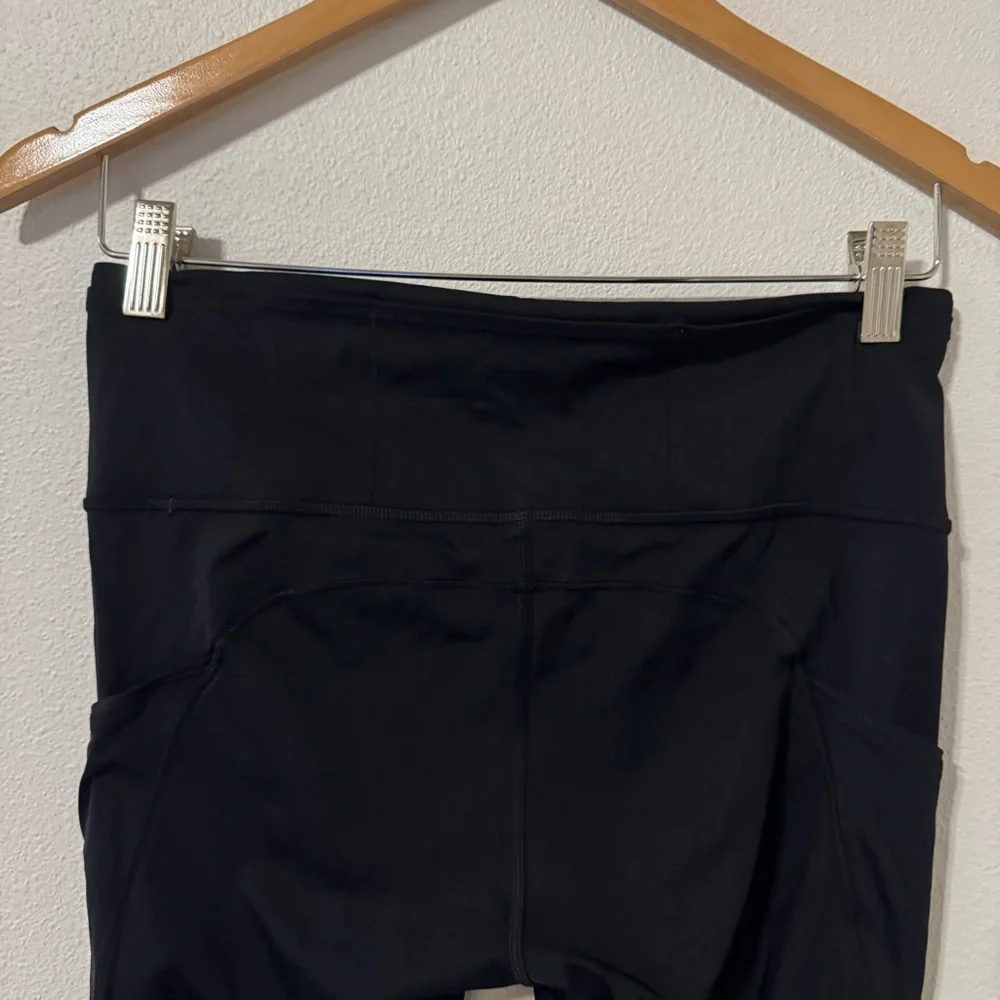 Lululemon Run For Fun Crop Black Pockets Running Workout Gym-8